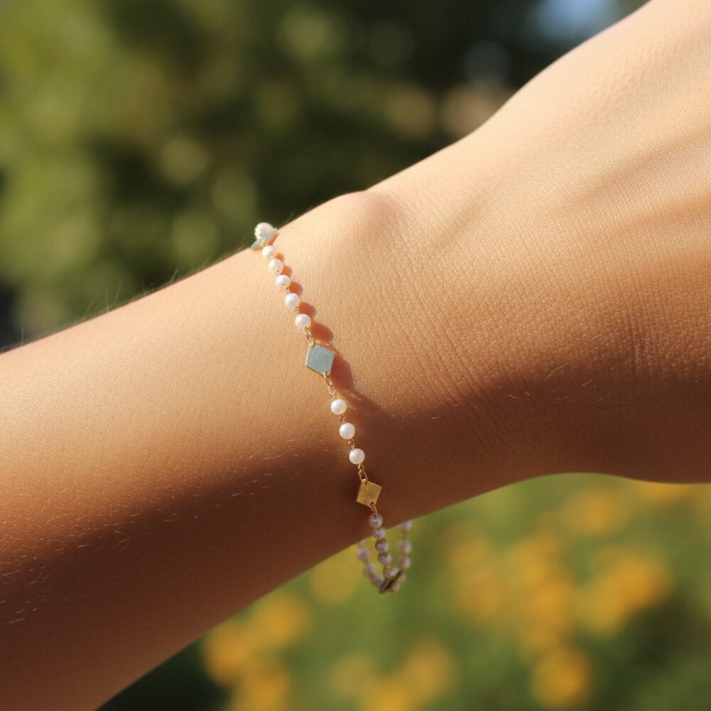 "Trendy Bracelet for Girls & Women – Cute, Adjustable & Gift-Ready | MLCRC1791